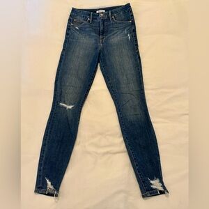 Good American “Good Waist Chewed Hem” Dark Blue Skinny Jeans